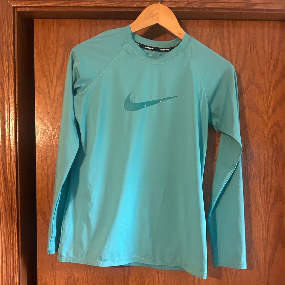 Nike Gray Dri-FIT Shirt with Pink Logo